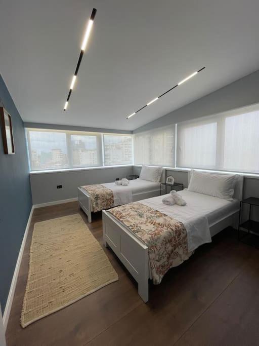 Voyage Penthouse Apartment Tiranë Luaran gambar